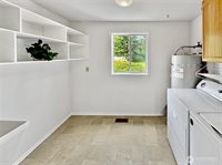 2402 36th Avenue NE, Olympia, WA 98506