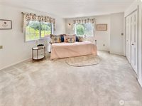 2402 36th Avenue NE, Olympia, WA 98506