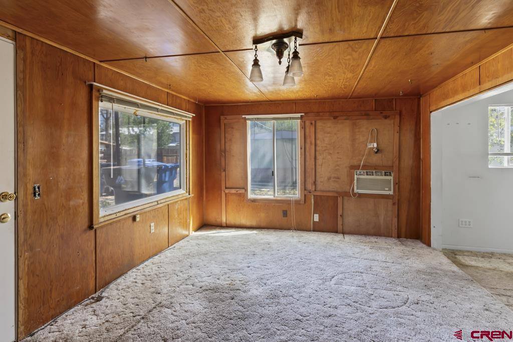 1011 S 5th Street, Montrose, CO 81401