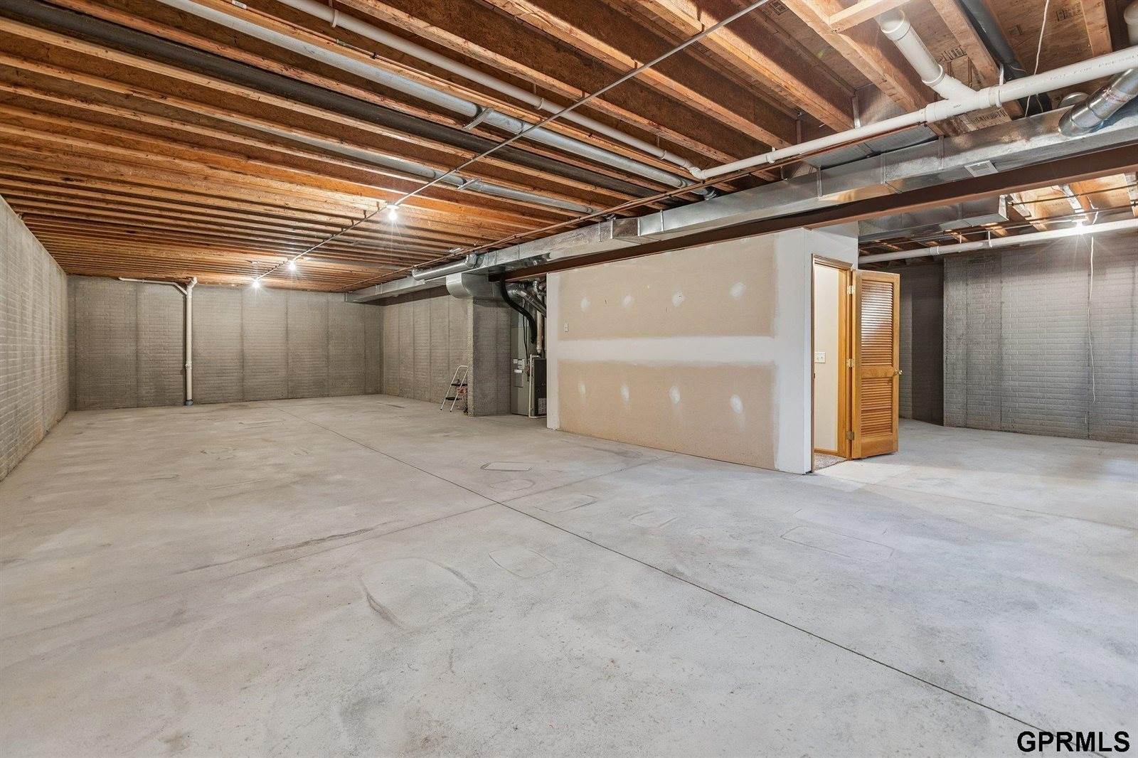 4805 North 135Th Avenue, Omaha, NE 68164