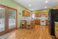 4805 North 135Th Avenue, Omaha, NE 68164