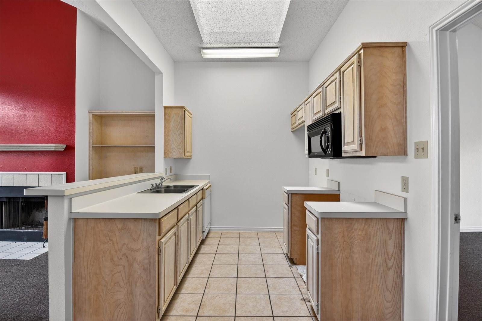 17094 Trailwood Drive, Out Of Area, TX 76692