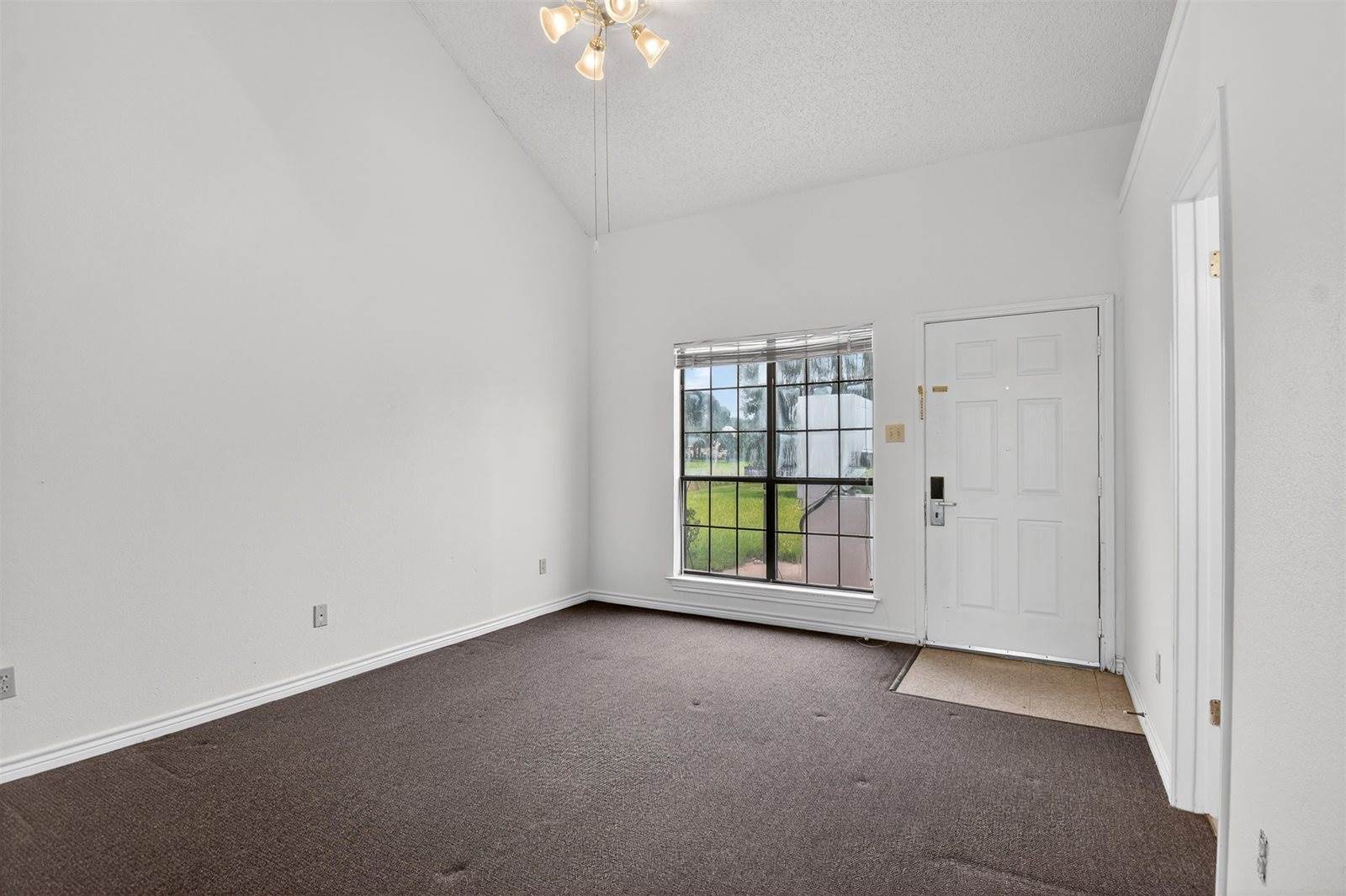 17094 Trailwood Drive, Out Of Area, TX 76692
