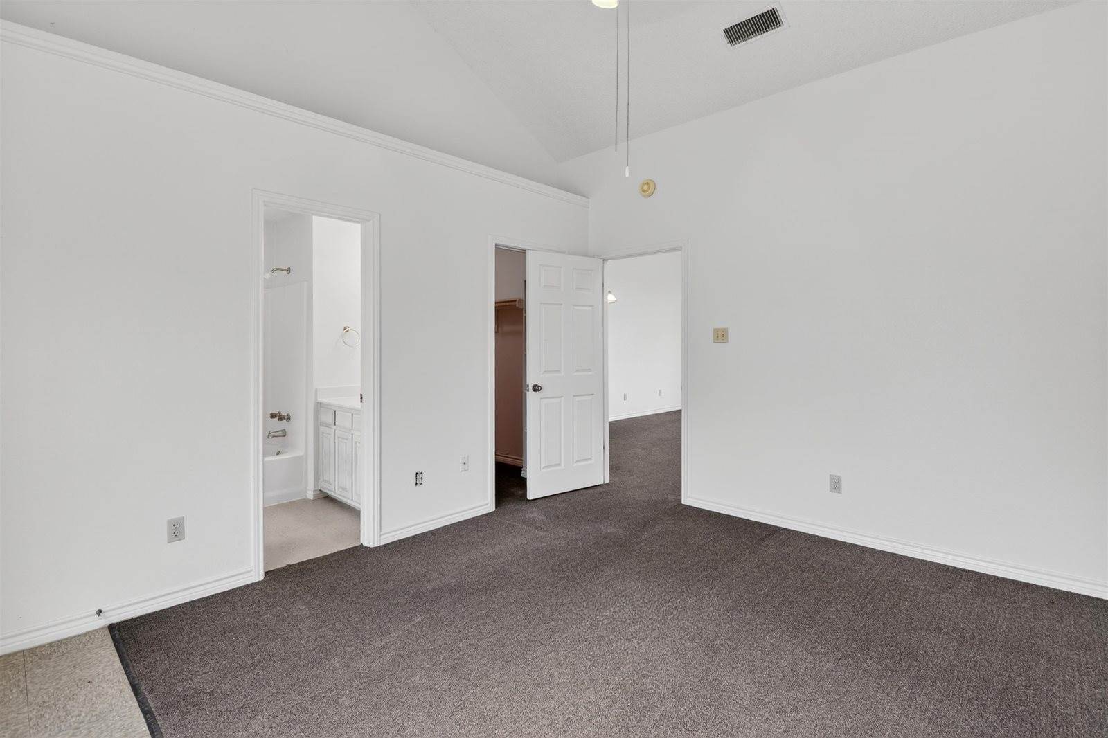 17094 Trailwood Drive, Out Of Area, TX 76692