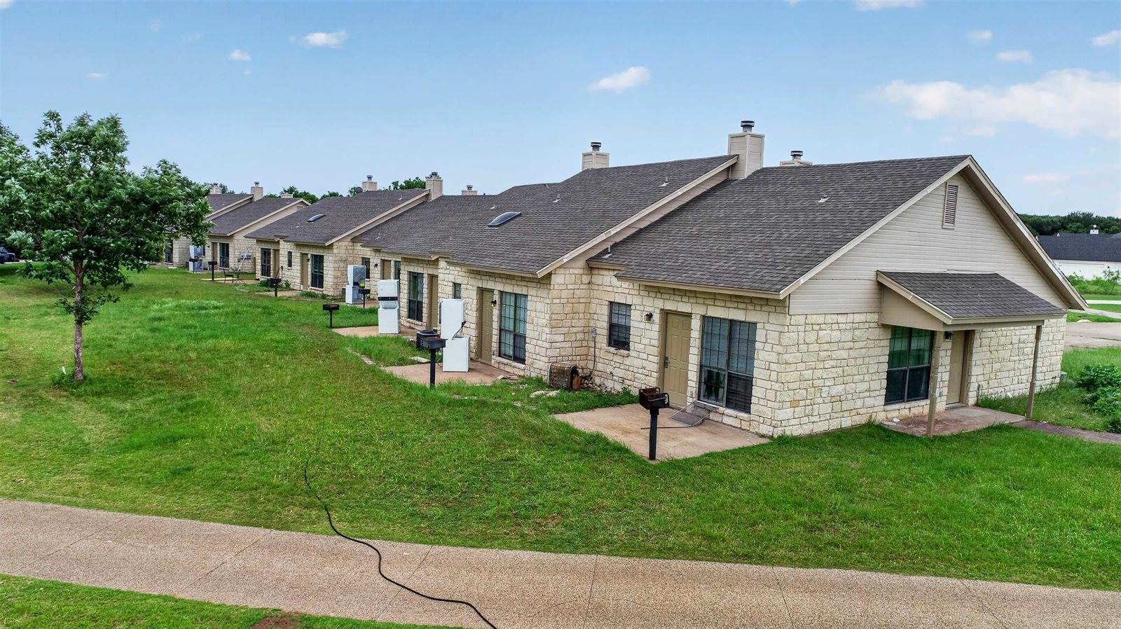 17094 Trailwood Drive, Out Of Area, TX 76692