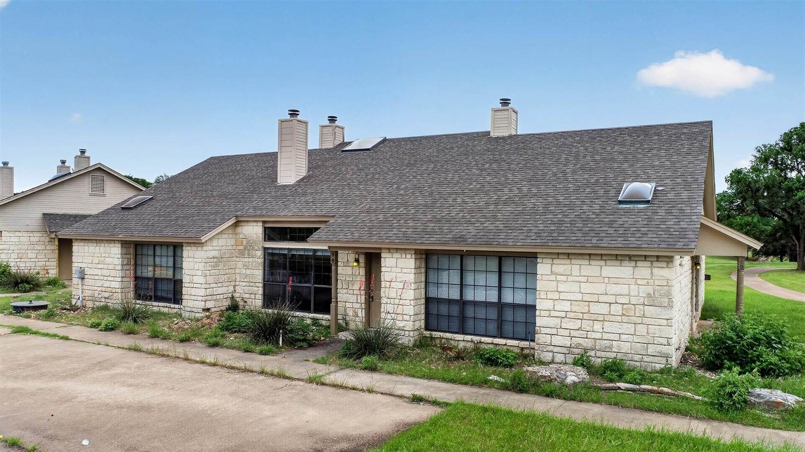 17094 Trailwood Drive, Out Of Area, TX 76692