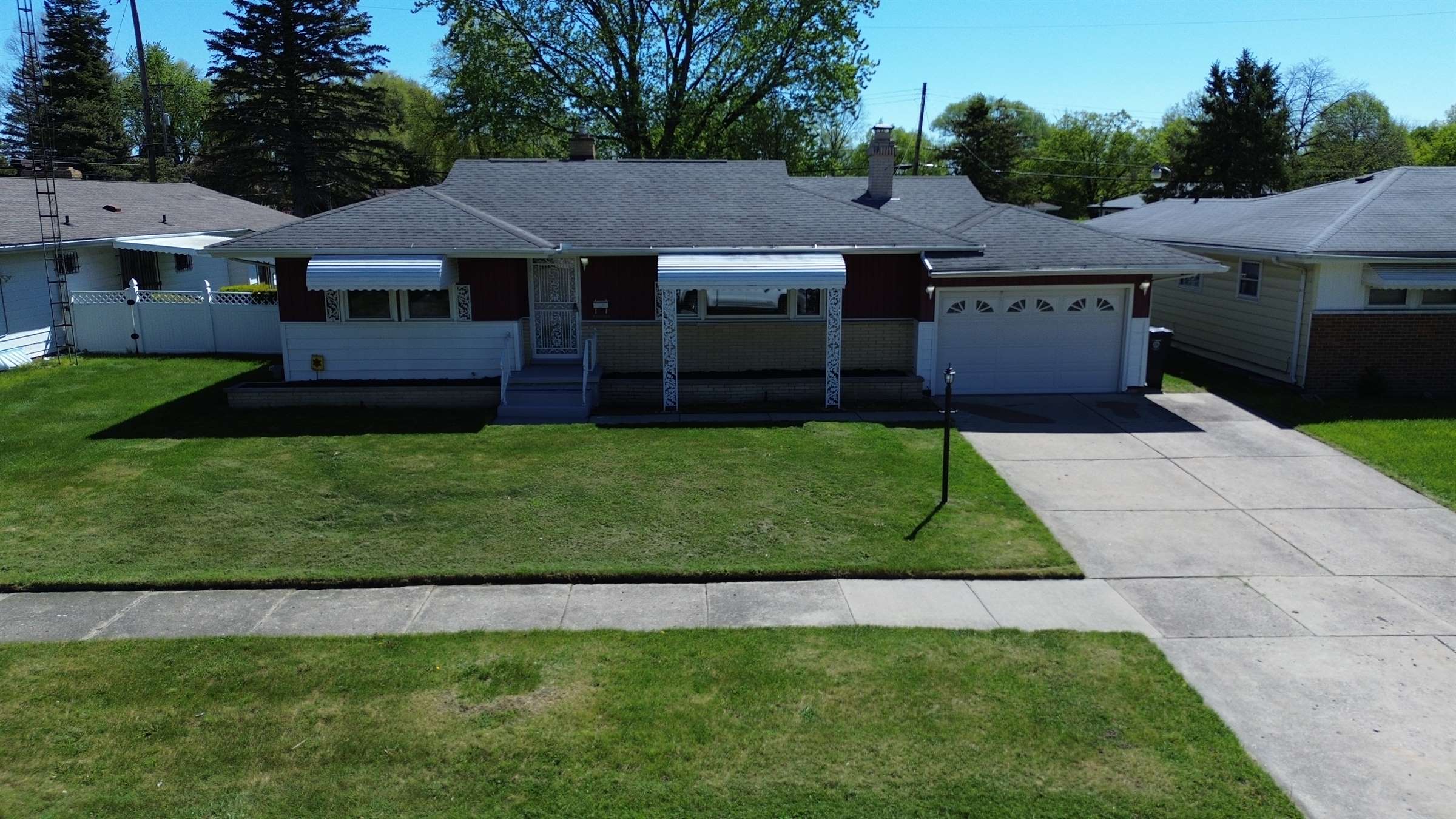 2007 Chelan St., Flint, MI 48503