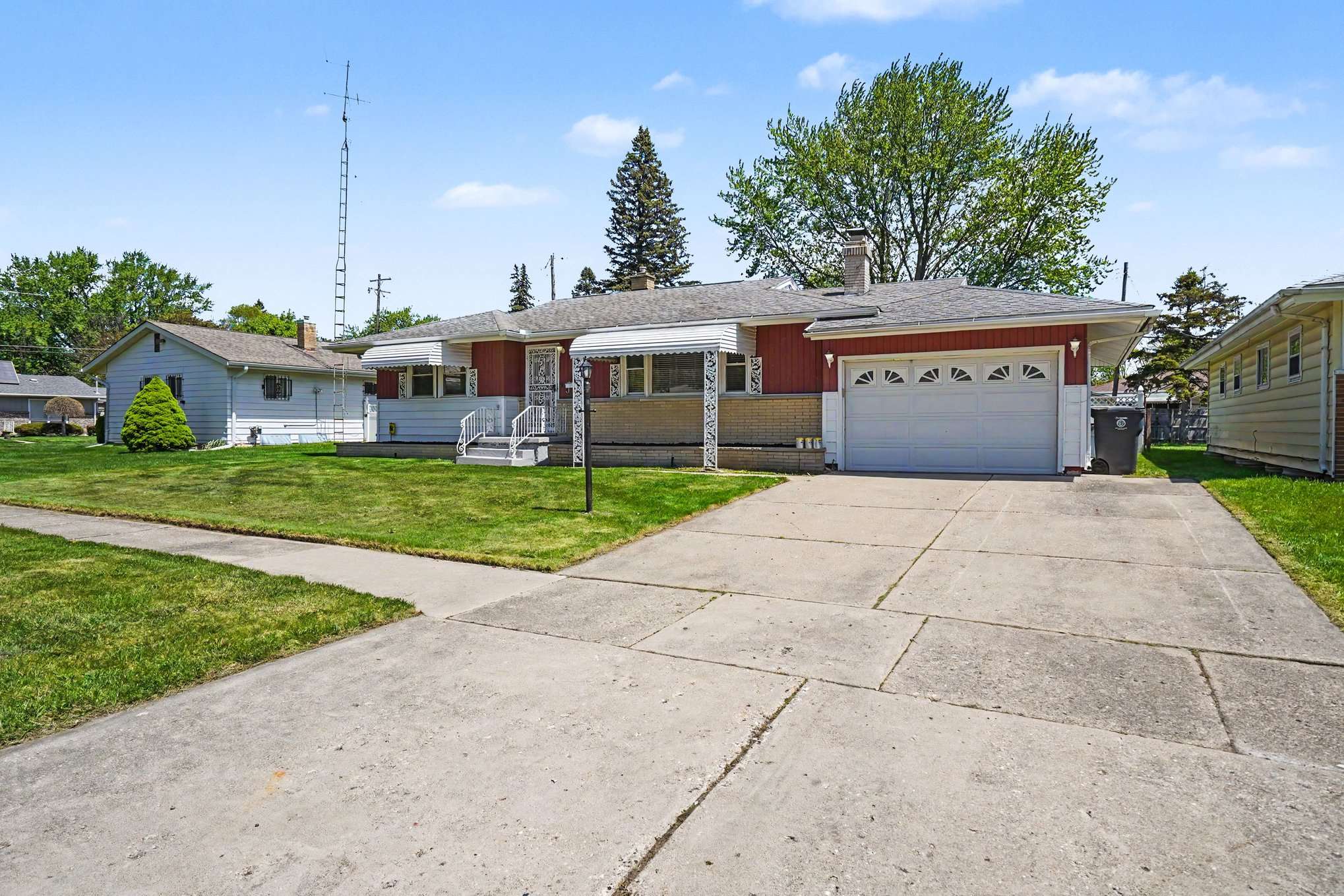 2007 Chelan St., Flint, MI 48503