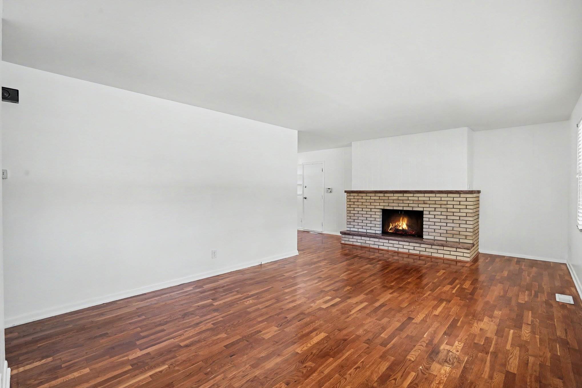 2007 Chelan St., Flint, MI 48503