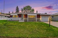 2007 Chelan St., Flint, MI 48503