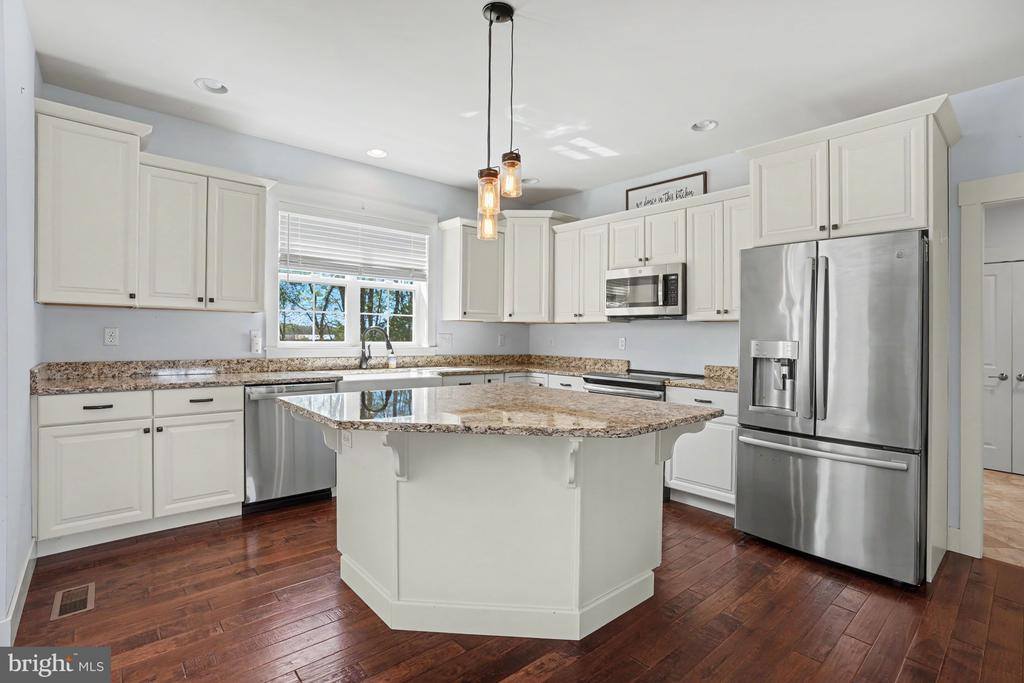 119 Steven Drive, Mechanicsburg, PA 17050