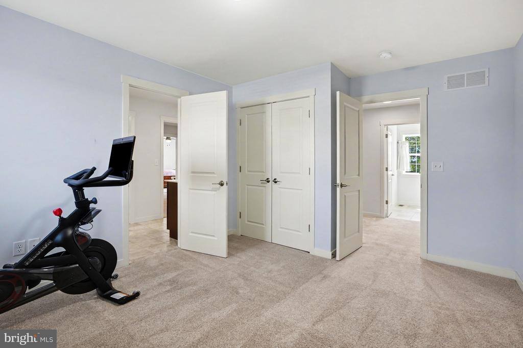 119 Steven Drive, Mechanicsburg, PA 17050