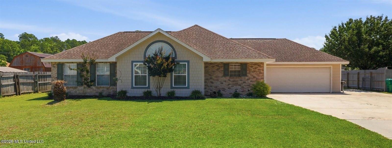 196 Kacey Lane, Waveland, MS 39576