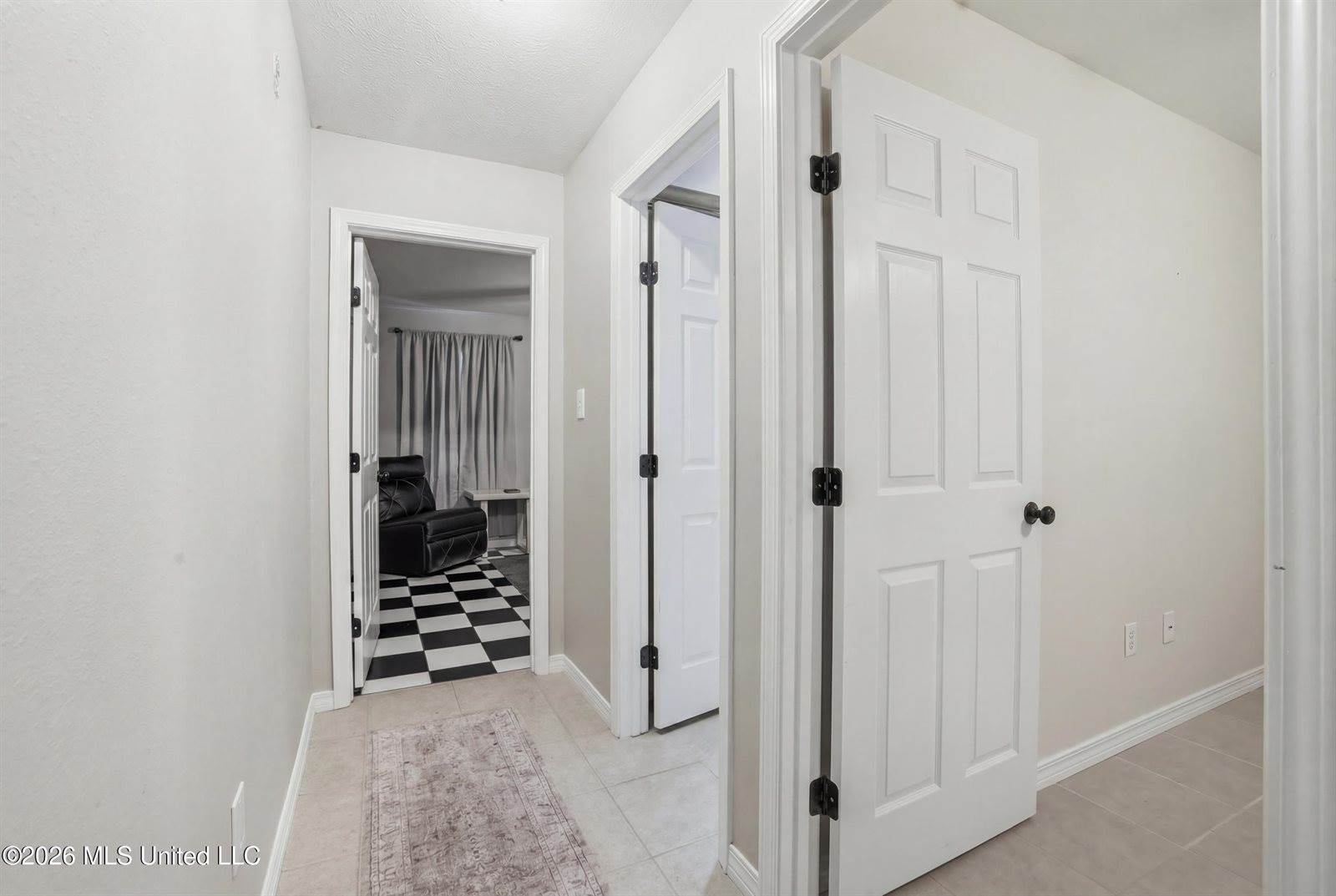 196 Kacey Lane, Waveland, MS 39576