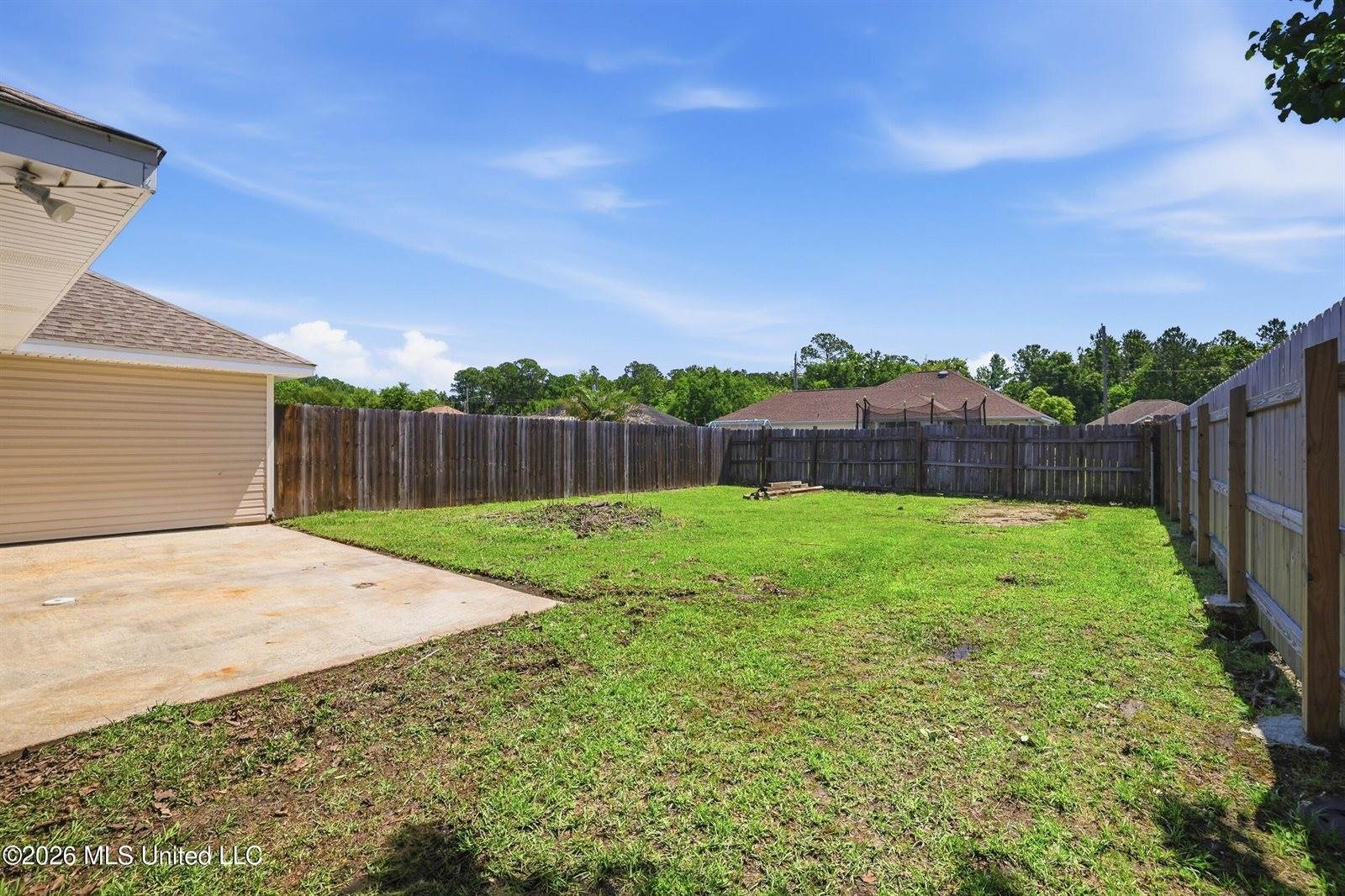 196 Kacey Lane, Waveland, MS 39576
