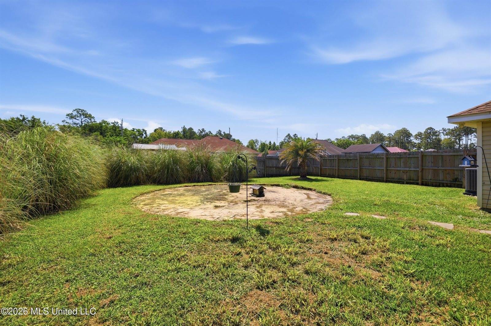 196 Kacey Lane, Waveland, MS 39576