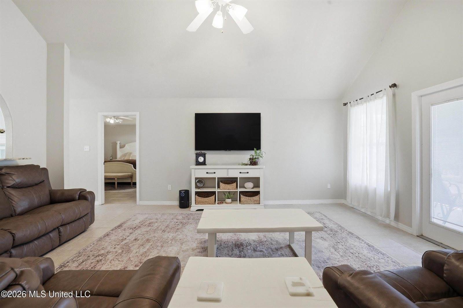 196 Kacey Lane, Waveland, MS 39576