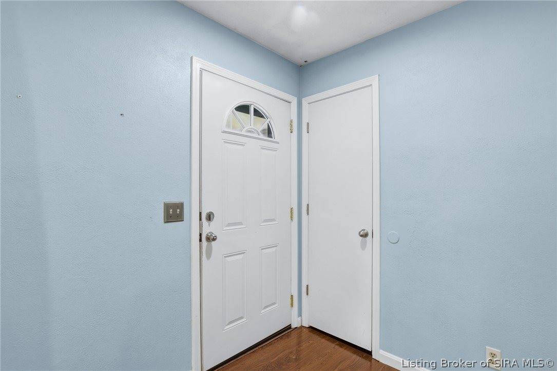1620 Idlewood Drive, Clarksville, IN 47129