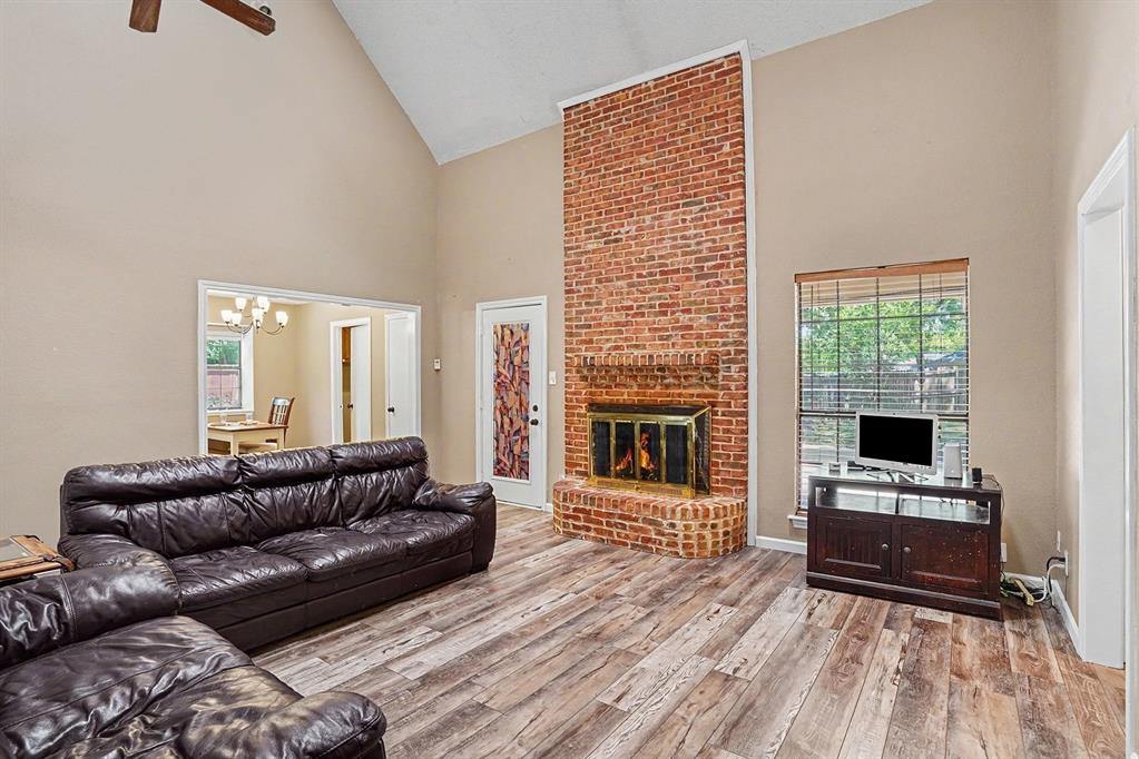 4917 Rockford Court, Arlington, TX 76017