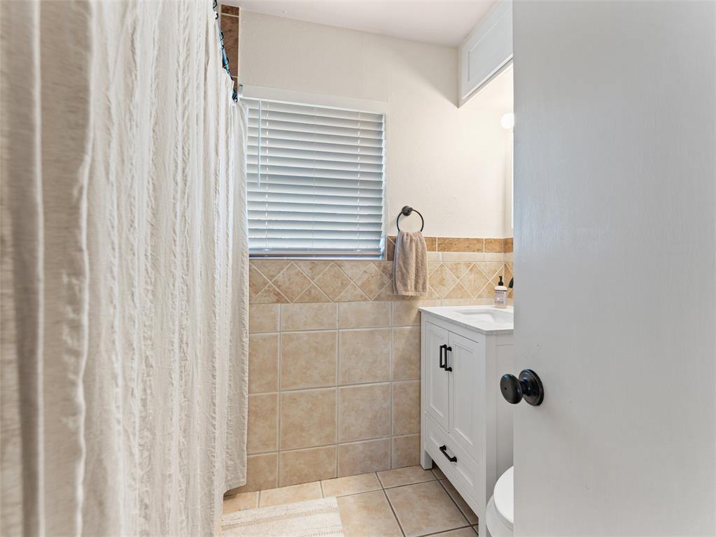 510 Overlook Drive, Midlothian, TX 76065