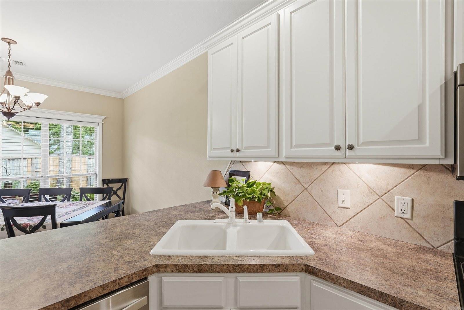 1115 Westfield Dr, Conway, AR 72034