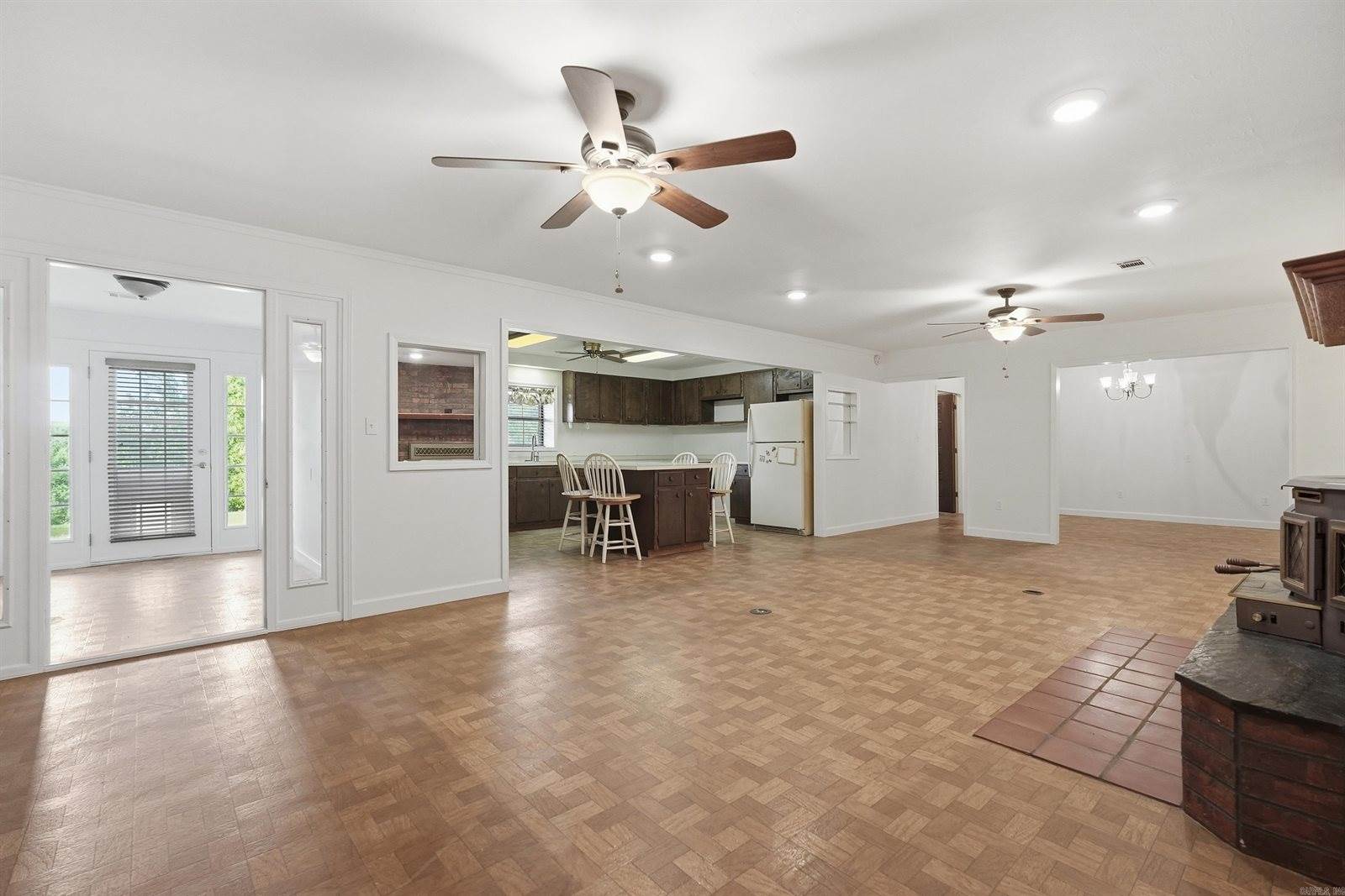 236 W Webco Farm Rd, Vilonia, AR 72173