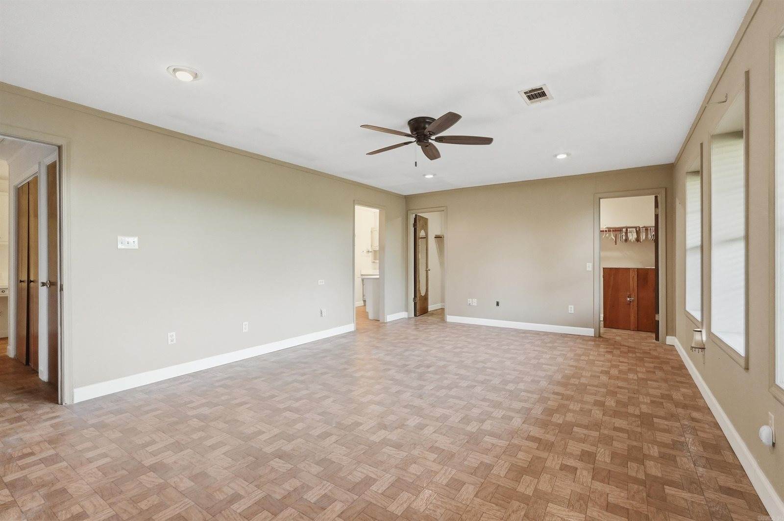 236 W Webco Farm Rd, Vilonia, AR 72173