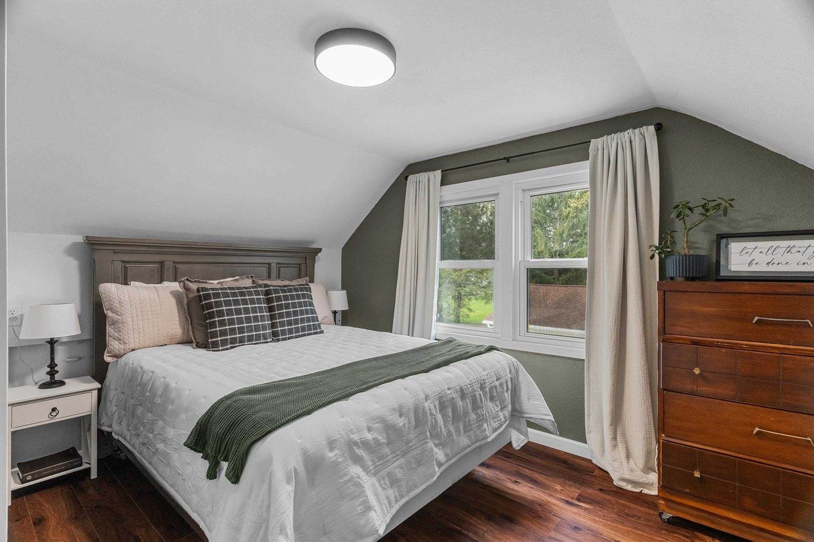 806 E Doege Street, Marshfield, WI 54449