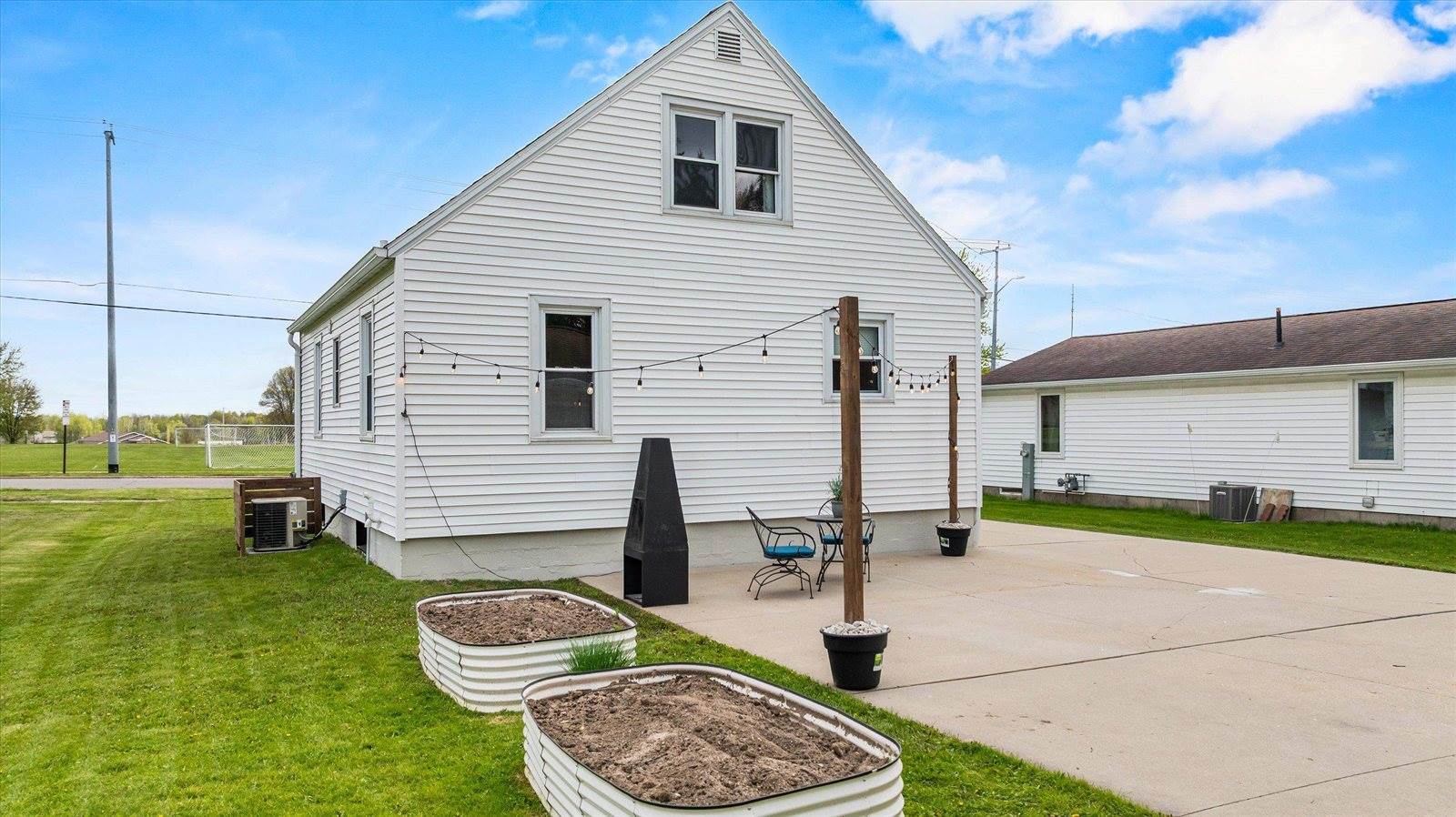806 E Doege Street, Marshfield, WI 54449