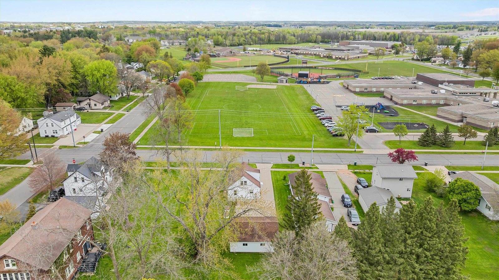 806 E Doege Street, Marshfield, WI 54449
