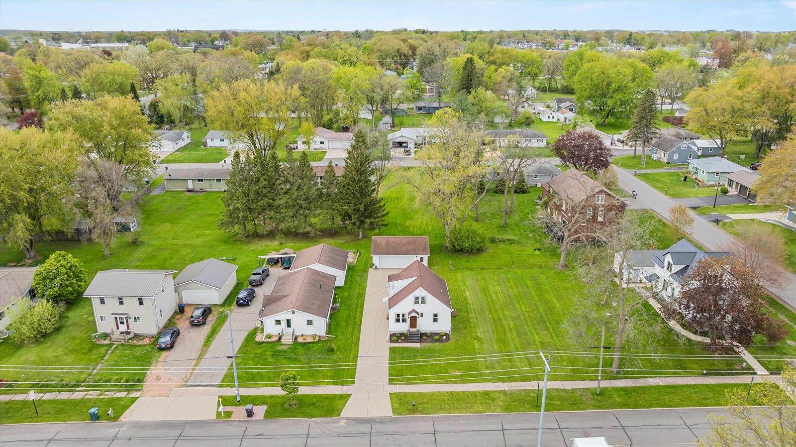806 E Doege Street, Marshfield, WI 54449