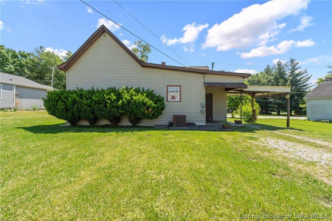 319 North New Albany Street, Sellersburg, IN 47172