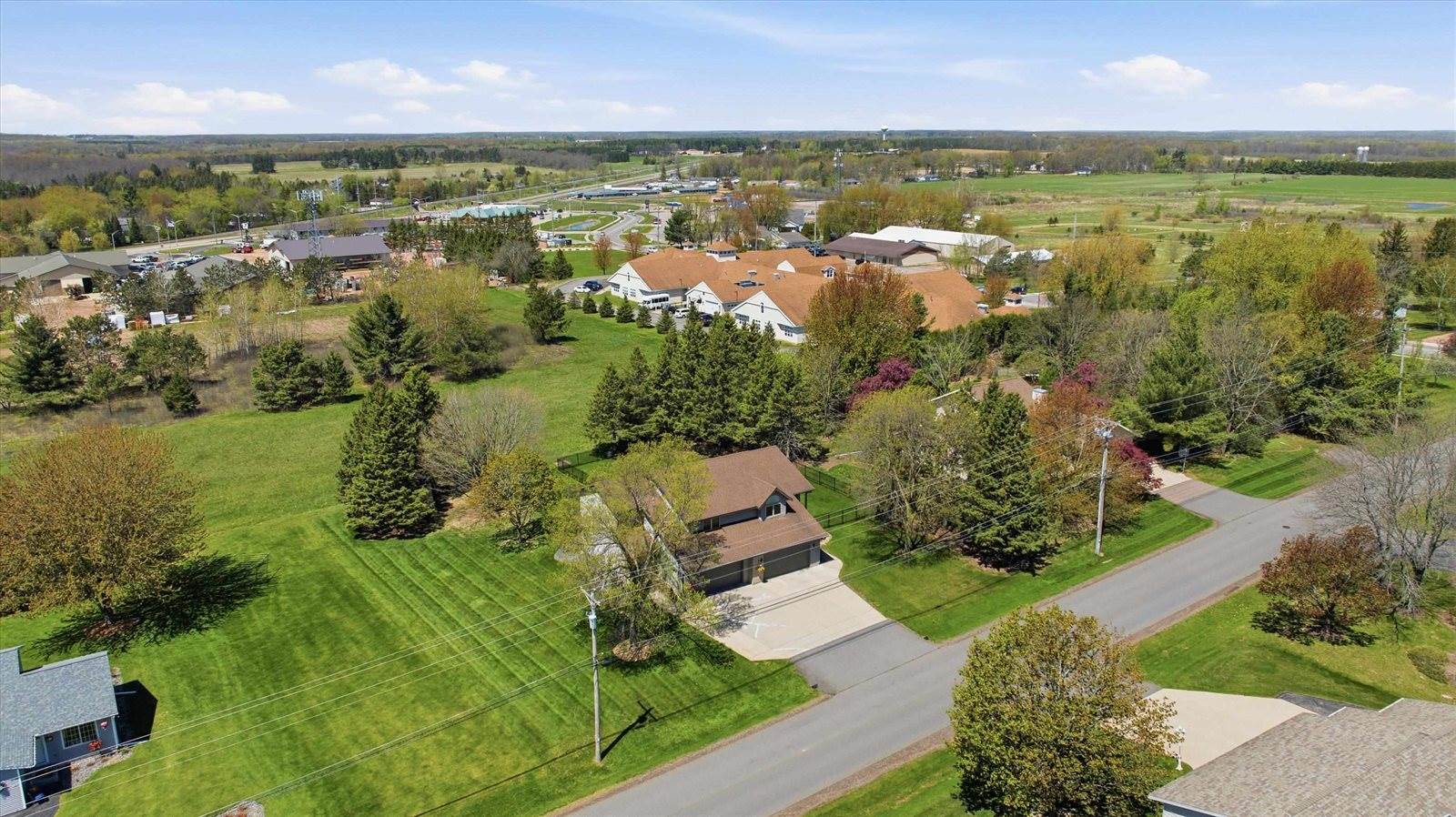 1508 N Adams Avenue, Marshfield, WI 54449