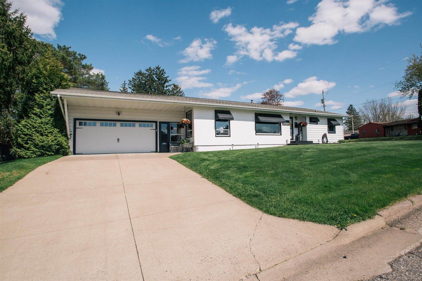 401 Sunset Place, Neillsville, WI 54456
