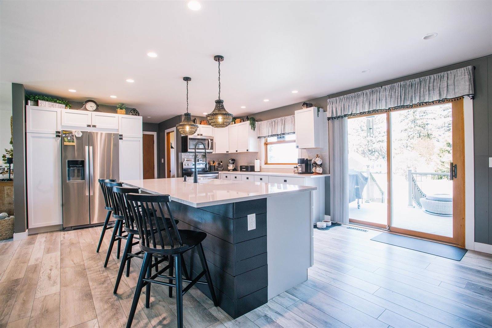 401 Sunset Place, Neillsville, WI 54456