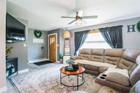 401 Sunset Place, Neillsville, WI 54456