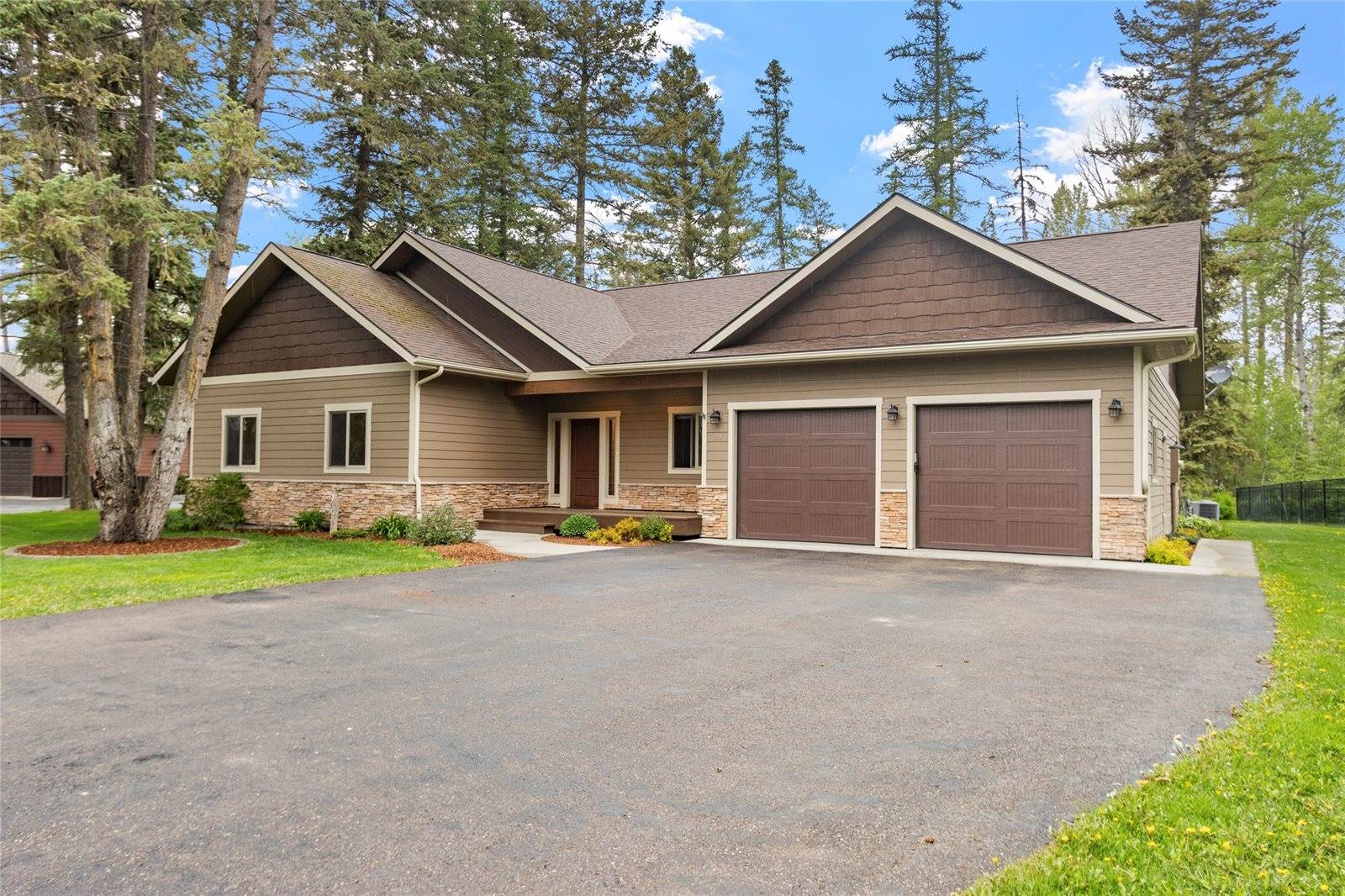 496 Soaring Pines Trail, Kalispell, MT 59901