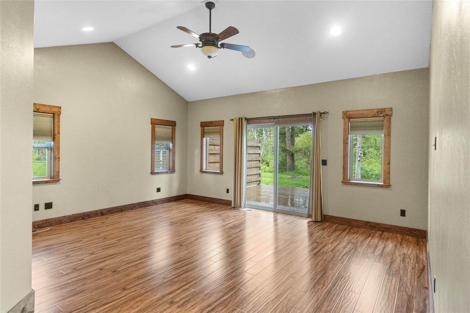 496 Soaring Pines Trail, Kalispell, MT 59901