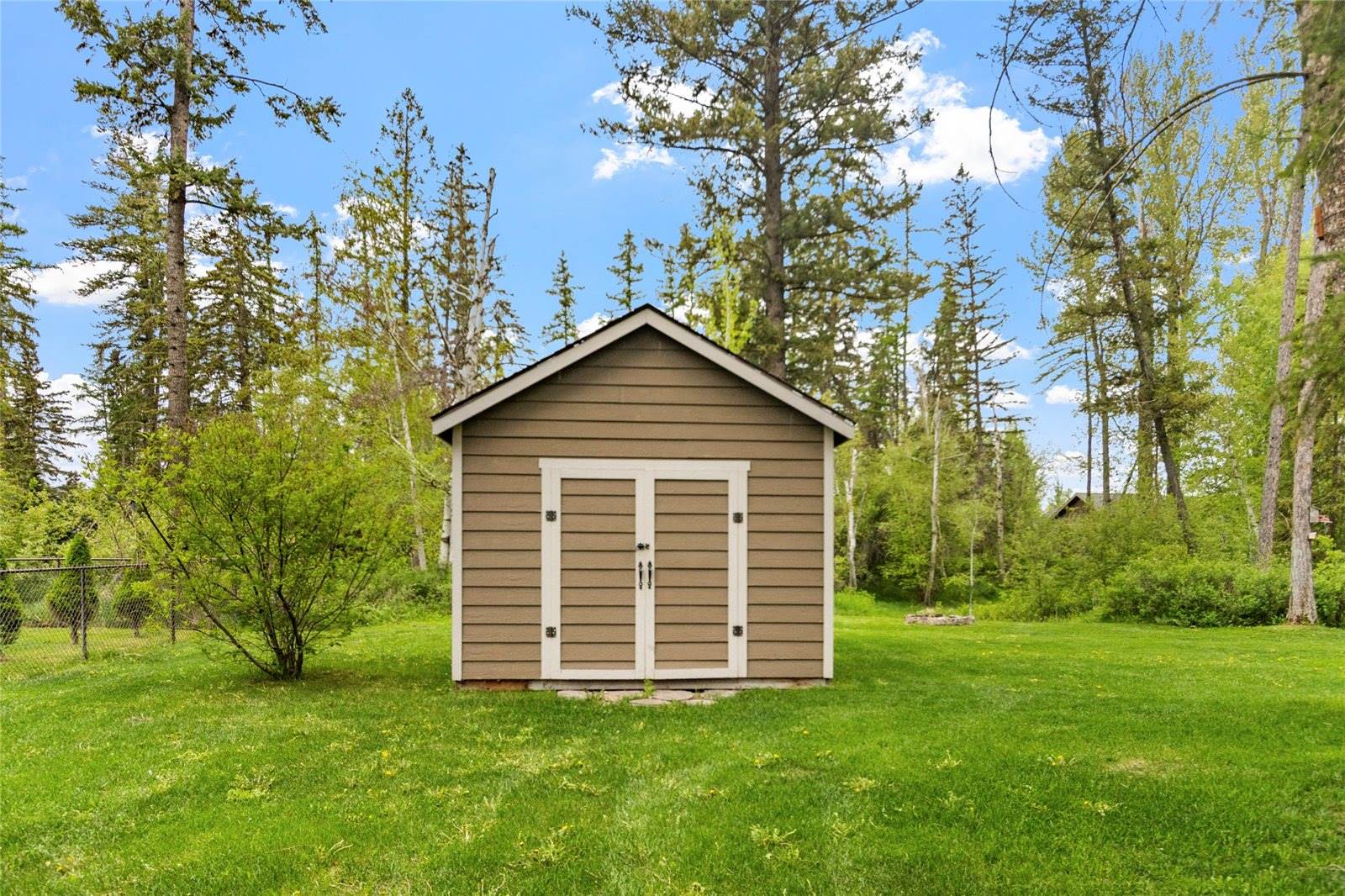 496 Soaring Pines Trail, Kalispell, MT 59901