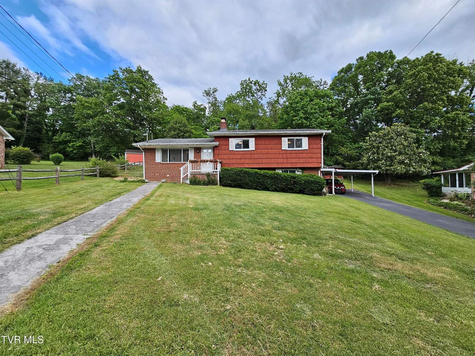 349 Belmont Drive, Bristol, TN 37620