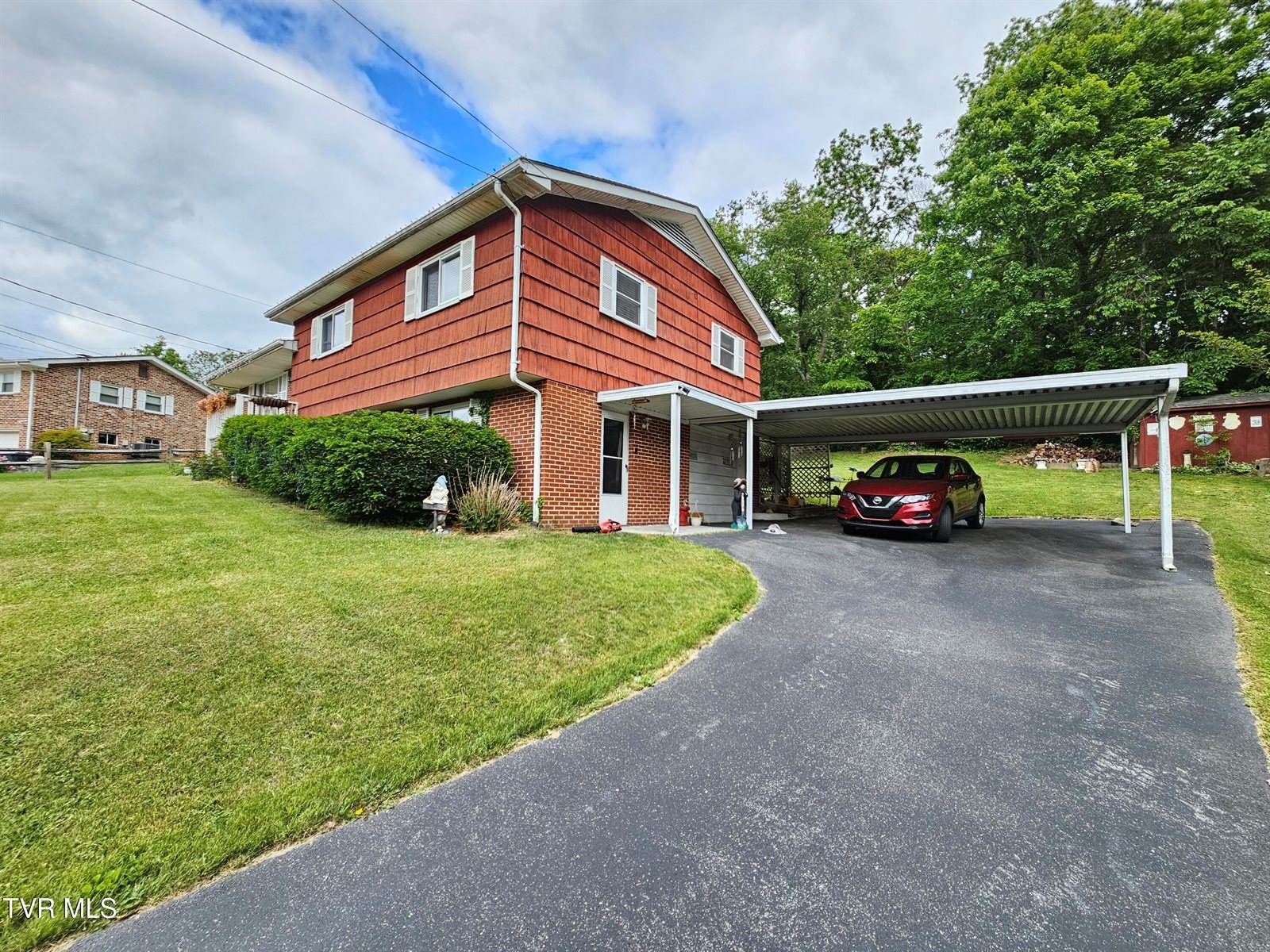 349 Belmont Drive, Bristol, TN 37620