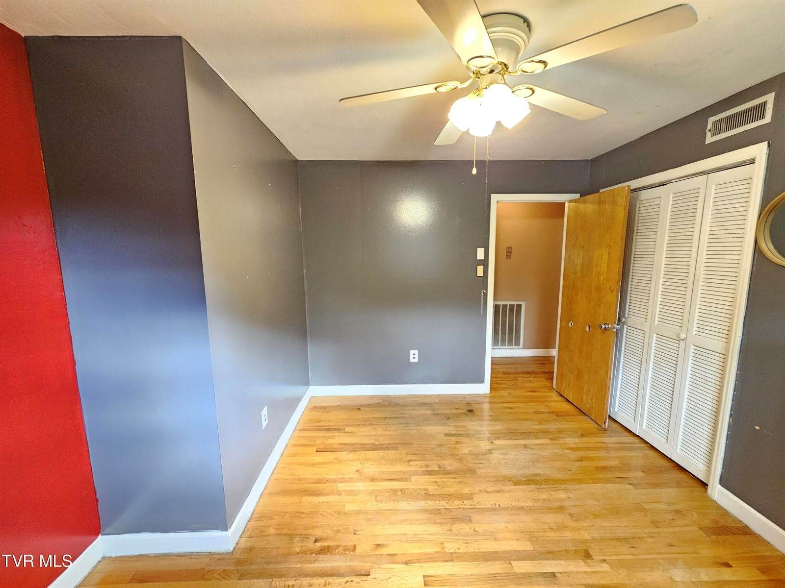 349 Belmont Drive, Bristol, TN 37620