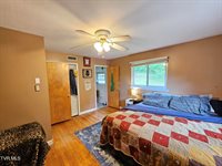 349 Belmont Drive, Bristol, TN 37620