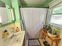 349 Belmont Drive, Bristol, TN 37620