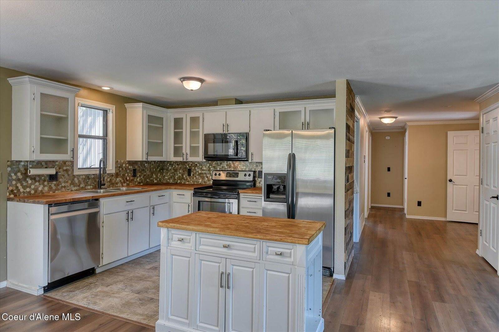 1911 East Sundance Dr, Post Falls, ID 83854