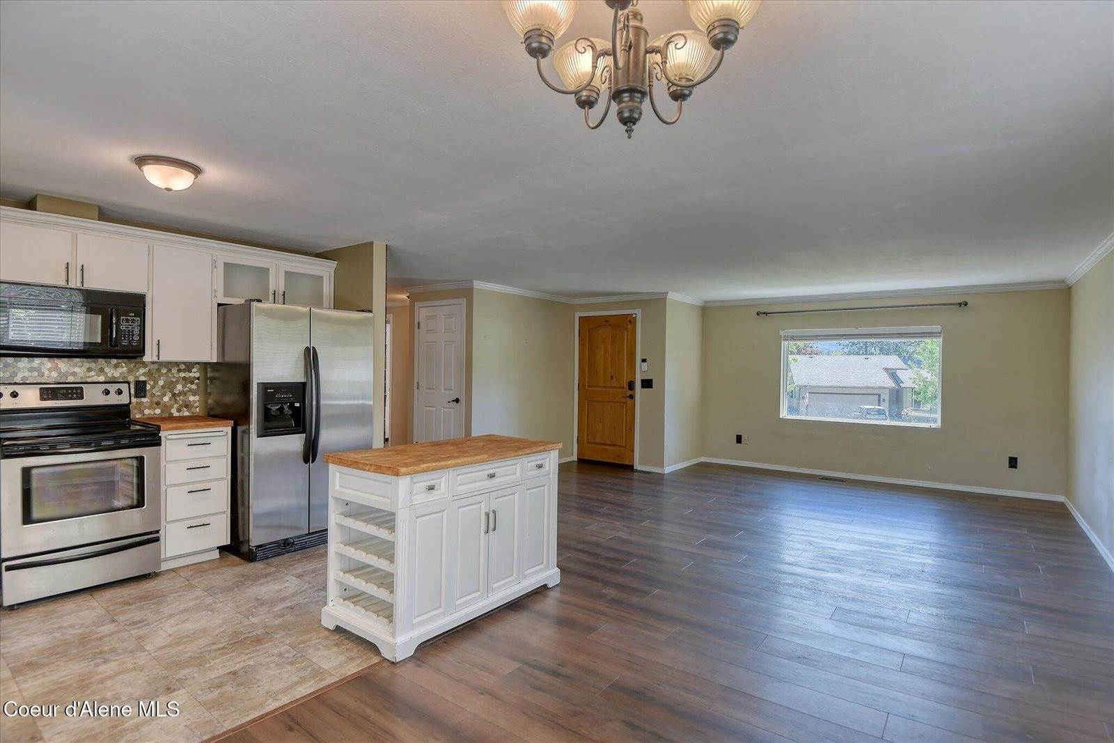 1911 East Sundance Dr, Post Falls, ID 83854