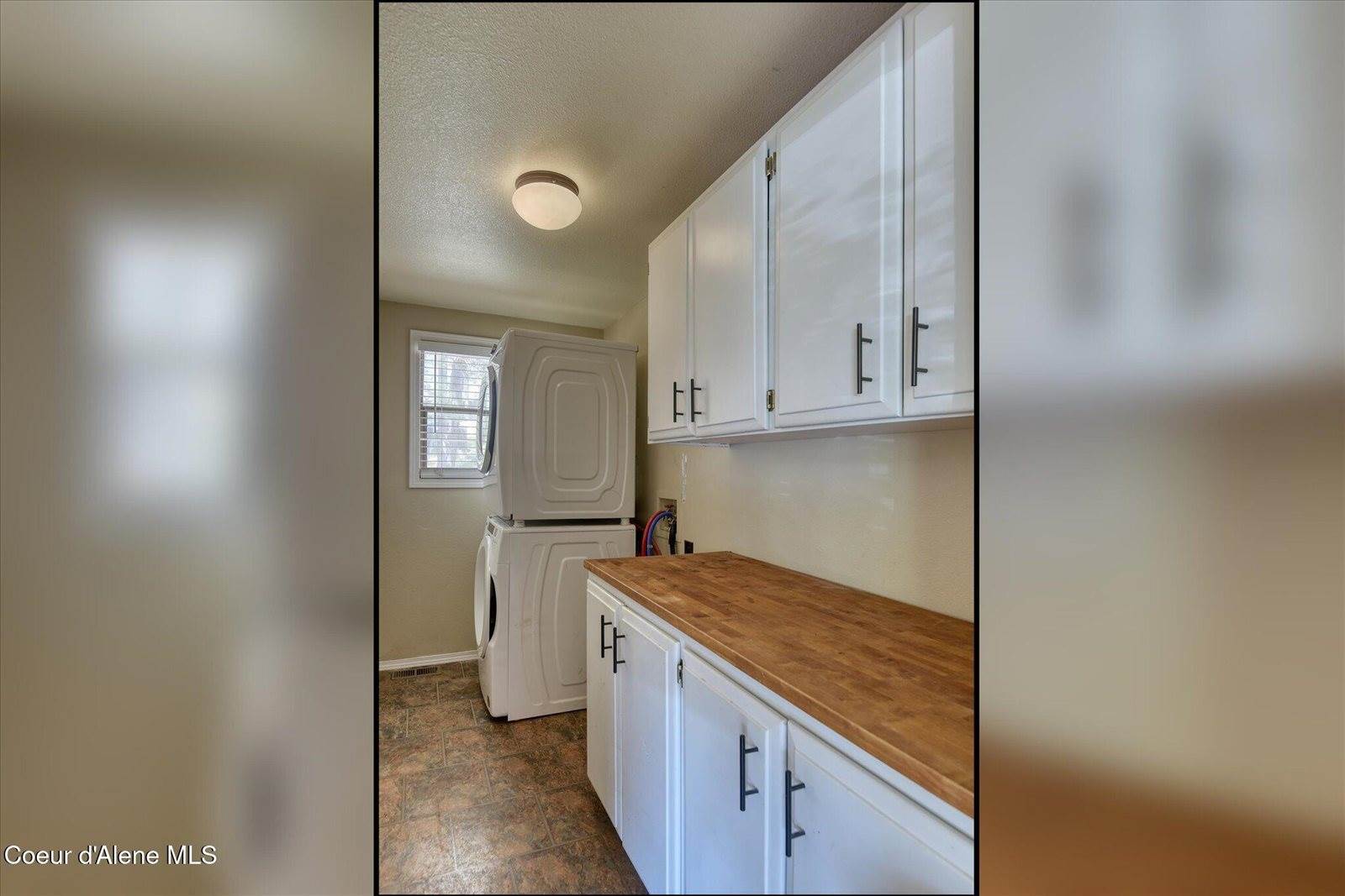 1911 East Sundance Dr, Post Falls, ID 83854
