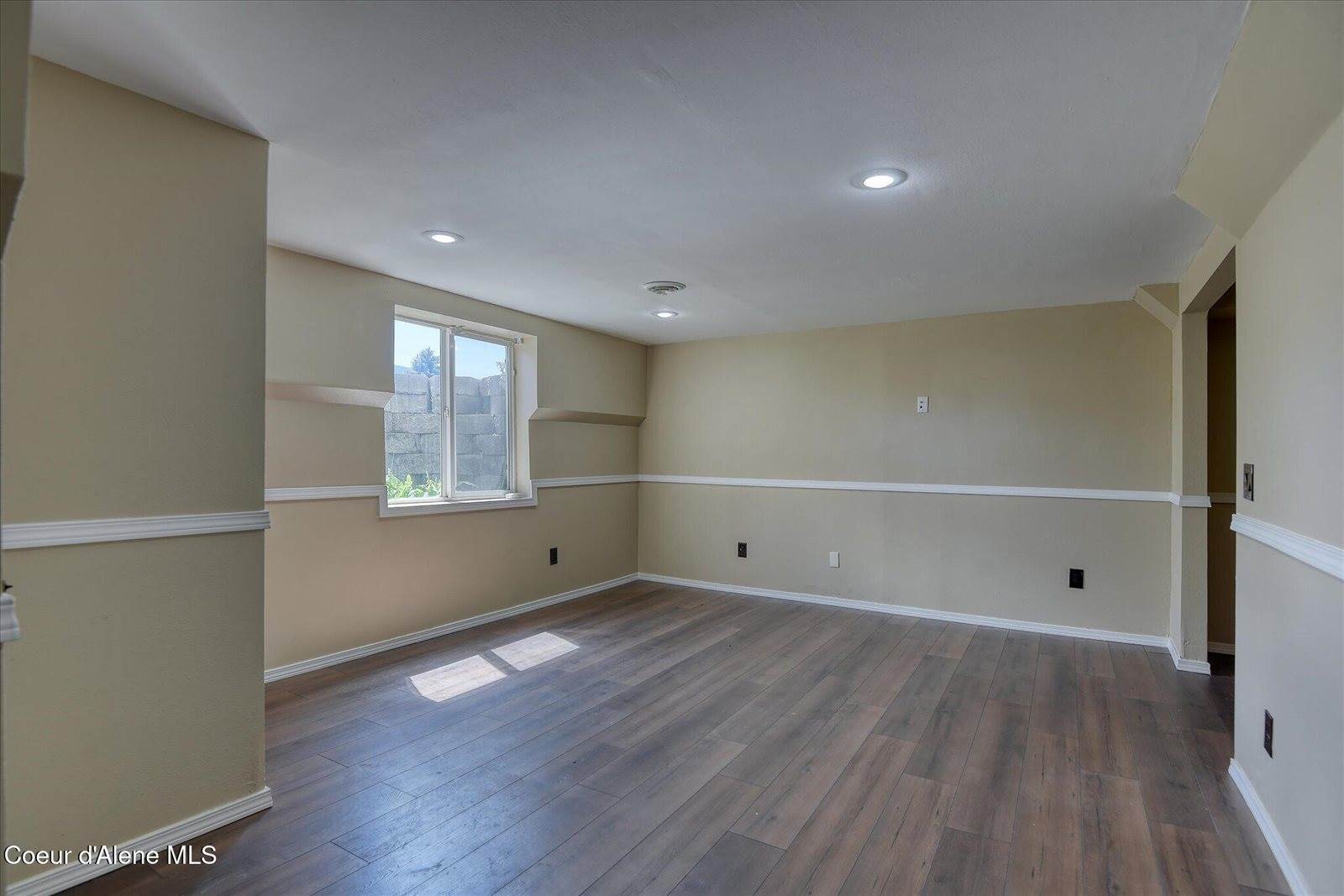 1911 East Sundance Dr, Post Falls, ID 83854