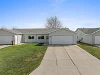 632 19th Ave SE, Minot, ND 58701