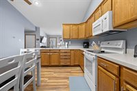 632 19th Ave SE, Minot, ND 58701